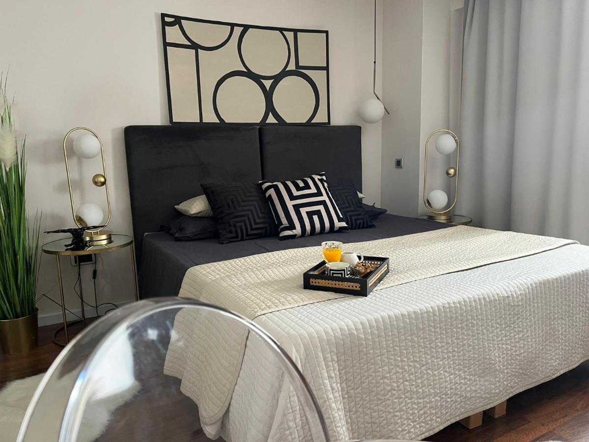 Arena Design Apartments With Free Private Parking And With A Terrace Pula Exterior photo